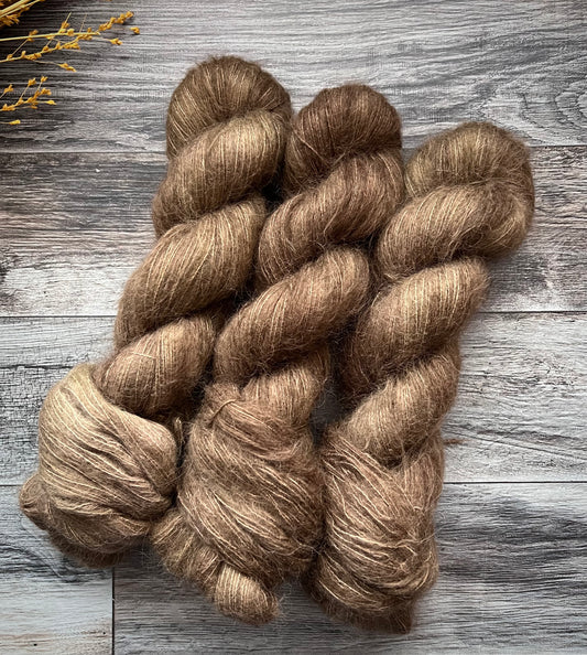 Willow Suri Lace