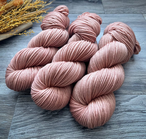 Lydia Nouveau Worsted