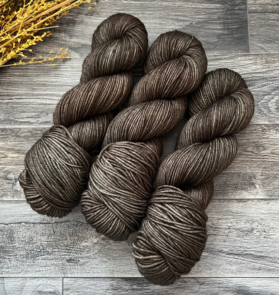 Gothic Iron Nouveau Worsted