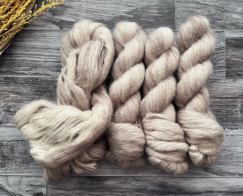 Finch Suri Lace