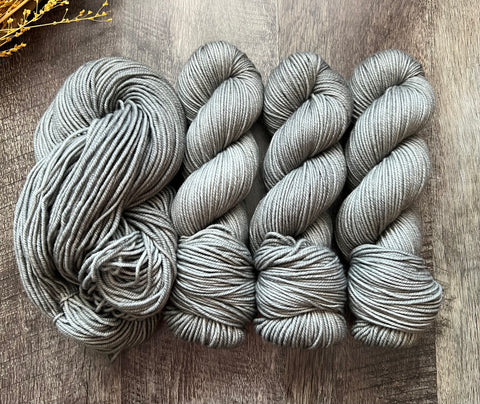 Smoke Nouveau Worsted