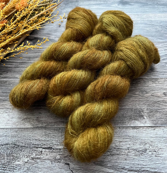 Vineyard Suri Lace