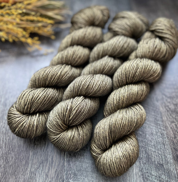 Faded Leaves Yak DK